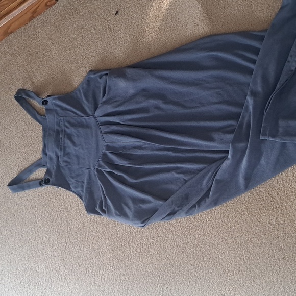 MEDIUM  HALARA CASUAL BIB- OVERALLS - Picture 4 of 8